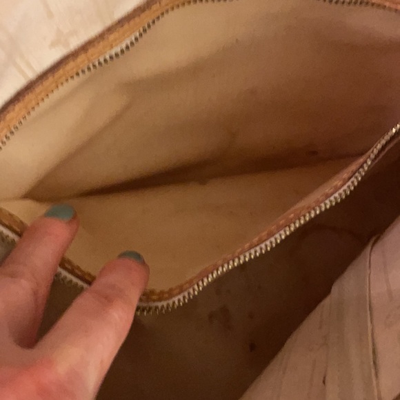 Louis Vuitton Damier Azur MM Neverfull - Picture 13 of 17